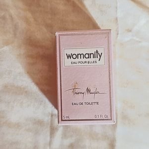 Theirry Mugler Womanity Eau Pour Elles Perfume